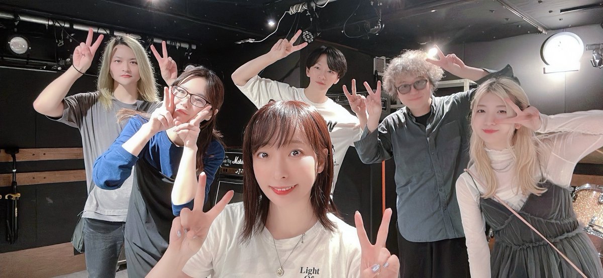 いよいよ本日開催‼️‼️
平山笑美3rdワンマンライブ「AIR」TIAT SKY HALL🛫🛩
1部:トーク＆ライブ🎙🎙
2部:フルバンドワンマンライブ🥁
会場は羽田空港第3ターミナルです‼️
ご参加心よりお待ちしております🌈🎤
#平山笑美3rdライブAIR 
#平山笑美
