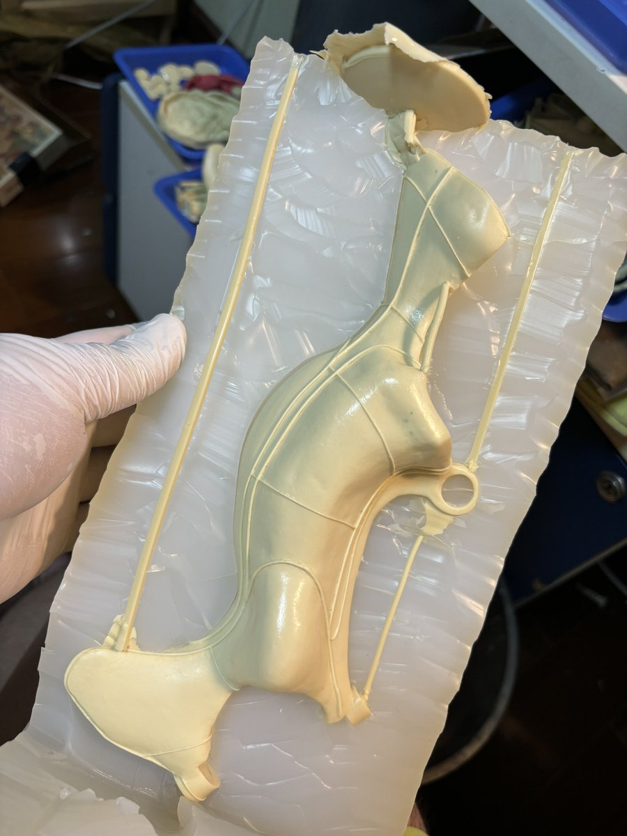 leavingwater's tweet photo. Big boy is coming out!!!
Almost the time to finish the casting process. If you’re interested in this project talk to me and buy a copy for yourself 😆 https://t.co/8L5HTw9mxx
