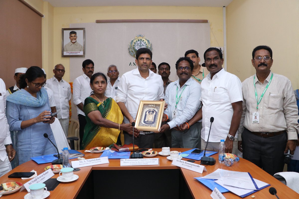 Union Minister of State for Communication and Rural Development Dr. Pemmasani Chandrasekhar Garu, Sri Tenali Sravan Kumar Garu MLA, Dr. Burla Ramanjaneyulu Garu MLA and Ms. S. Nagalakshmi Garu, I.A.S, Collector &amp; District Magistrate, Guntur have visited ANGRAU on 28-09-2024.