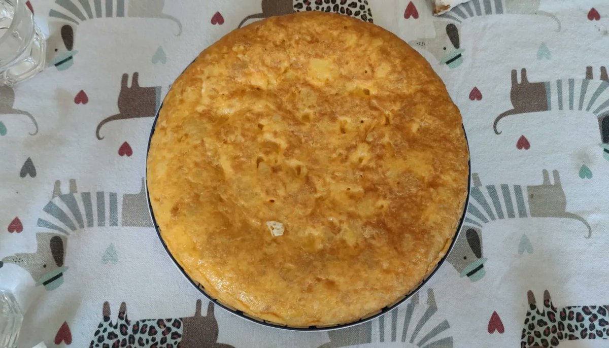 Tortillas y hamburguesas, why can't we be friends?

𝐏𝐚𝐧𝐜𝐡𝐨 𝐁𝐮𝐫𝐠𝐞𝐫 𝐆𝐨𝐮𝐫𝐦𝐞𝐭
👉 aunpillastortillas.com/pancho-burger-…