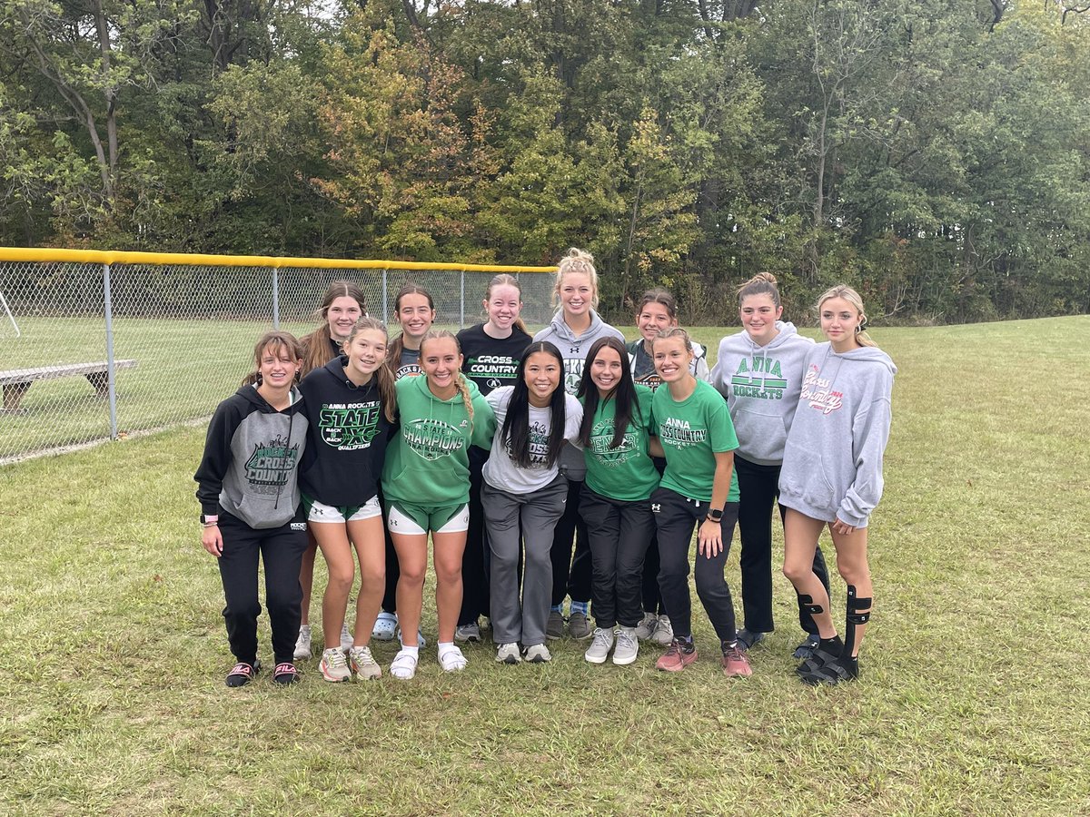 Anna Rocket XC T&F tweet media