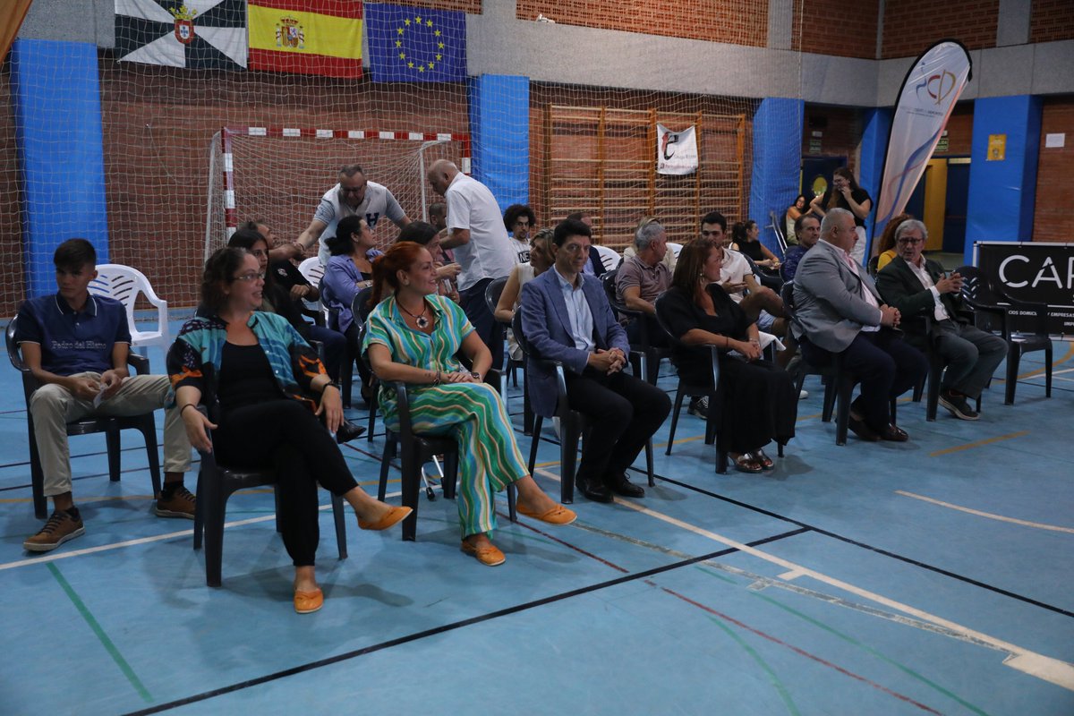 ✨🏀 1ª Gala del Baloncesto Ceutí 🏀✨

Hoy en el Polideportivo Antonio Campoamor celebramos premiando a quienes impulsan el baloncesto en Ceuta. 

¡Gracias a todos por hacerlo posible!

#FBC #GalaDelBaloncesto #Baloncesto #Ceuta