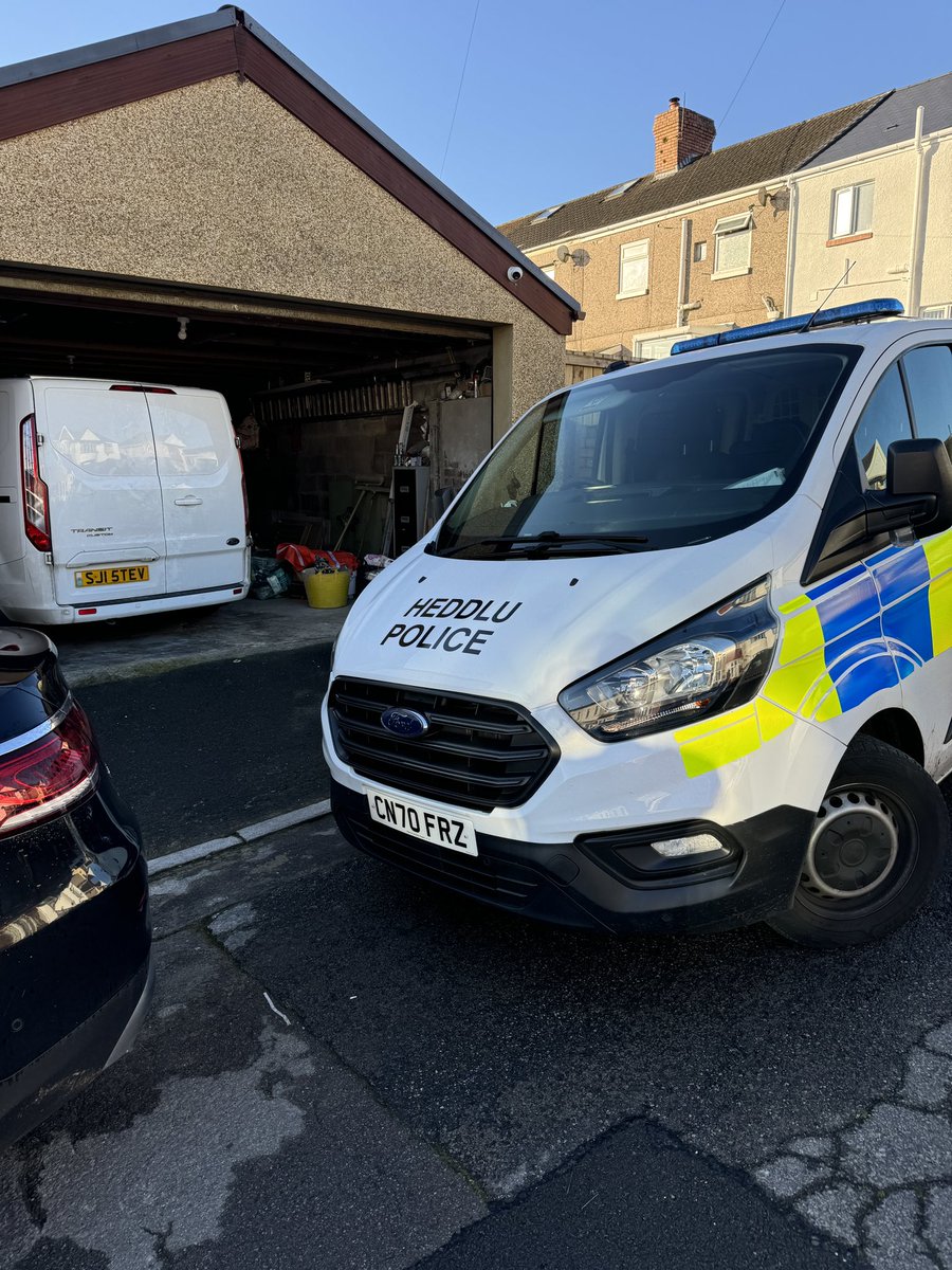 Got to love the double standards of the <a href="/swpolice/">South Wales Police</a> I’m trying to get to work on a Saturday morning. But get big attitude for asking them to move so I can get my van out of the garage to go to work and earn a wage. Imagine the other way around and me giving attitude £££