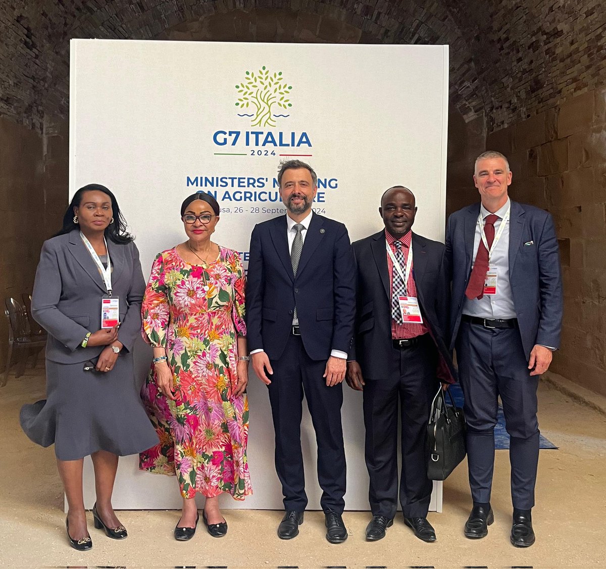 Amb. Josefa Sacko (@josefasacko) on Twitter photo I had a productive meeting with president of <a href="/IFAD/">International Fund for Agricultural Development</a>, importantly we agreed to renew our #MOU with focus on the implementation of the <a href="/AUC_CAADP/">AUC CAADP</a> 10 year strategy & action plan & Post-Malabo devt agenda & implementation of <a href="/AfCFTA/">AfCFTA Secretariat Official</a> to boost trade #Agriculture commodities & services I had a productive meeting with president of <a href="/IFAD/">International Fund for Agricultural Development</a>, importantly we agreed to renew our #MOU with focus on the implementation of the <a href="/AUC_CAADP/">AUC CAADP</a> 10 year strategy & action plan & Post-Malabo devt agenda & implementation of <a href="/AfCFTA/">AfCFTA Secretariat Official</a> to boost trade #Agriculture commodities & services