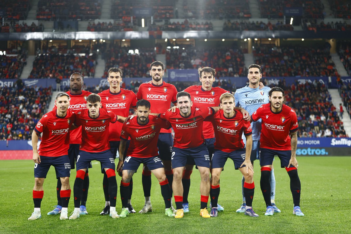 BryanZaragoza_'s tweet photo. ¡¡O SA SU NA!!  ¡¡O SA SU NA!!  ¡¡O SA SU NA!!  ¡¡O SA SU NA!! ¡¡O SA SU NA!! 🙌🏼 @Osasuna  🙌🏼❤️‍🔥 #OsasunaBarça #BZ1️⃣9️⃣ https://t.co/R0JBDnFfBB