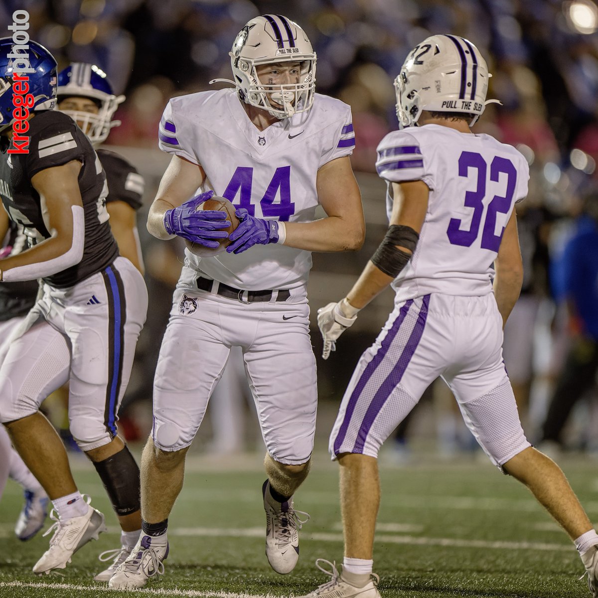 Keith Kreeger (@bvnwsports) on Twitter photo Game FAVs | <a href="/BVNW_Football/">Husky Football</a> remains undefeated 4-0 after beating Washburn Rural 49-23. LJ Bowens runs, Freshman Baron Marshall 3 TDs, strong defense lead by Sr Micah Handke .
<a href="/BVNW_Athletics/">Blue Valley Northwest High School Athletics</a> <a href="/richardsm620/">Michael Richards</a> <a href="/bvnwnews/">BVNWnews</a> <a href="/CoachClintRider/">Clint Rider</a> #PULLtheSLED
🏈📸<a href="/bvnwsports/">Keith Kreeger</a> | 09.27.2024 Game FAVs | <a href="/BVNW_Football/">Husky Football</a> remains undefeated 4-0 after beating Washburn Rural 49-23. LJ Bowens runs, Freshman Baron Marshall 3 TDs, strong defense lead by Sr Micah Handke .
<a href="/BVNW_Athletics/">Blue Valley Northwest High School Athletics</a> <a href="/richardsm620/">Michael Richards</a> <a href="/bvnwnews/">BVNWnews</a> <a href="/CoachClintRider/">Clint Rider</a> #PULLtheSLED
🏈📸<a href="/bvnwsports/">Keith Kreeger</a> | 09.27.2024