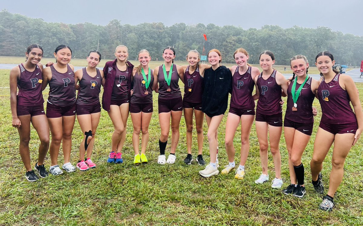 PHSStateliners's tweet photo. 👟| Cross Country update from Jackson, NJ

-Girls finish 9th out of 28
-Medalists: Addy Davis, Abby Carrig, Emily Tennant https://t.co/pX2zwhBpiJ