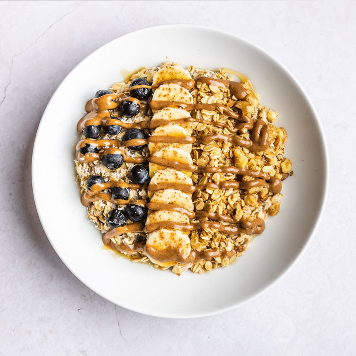 KMChomewood's tweet photo. Whether you’re looking for some morning fuel or a healthy sweet treat, our overnight oats are the best of both worlds! 🍌🫐🥥

#OvernightOats #HealthyBreakfast #HealthyDessert #HealthyOptions #KaleMeCrazy #HomewoodAL https://t.co/MEmBBldHOt