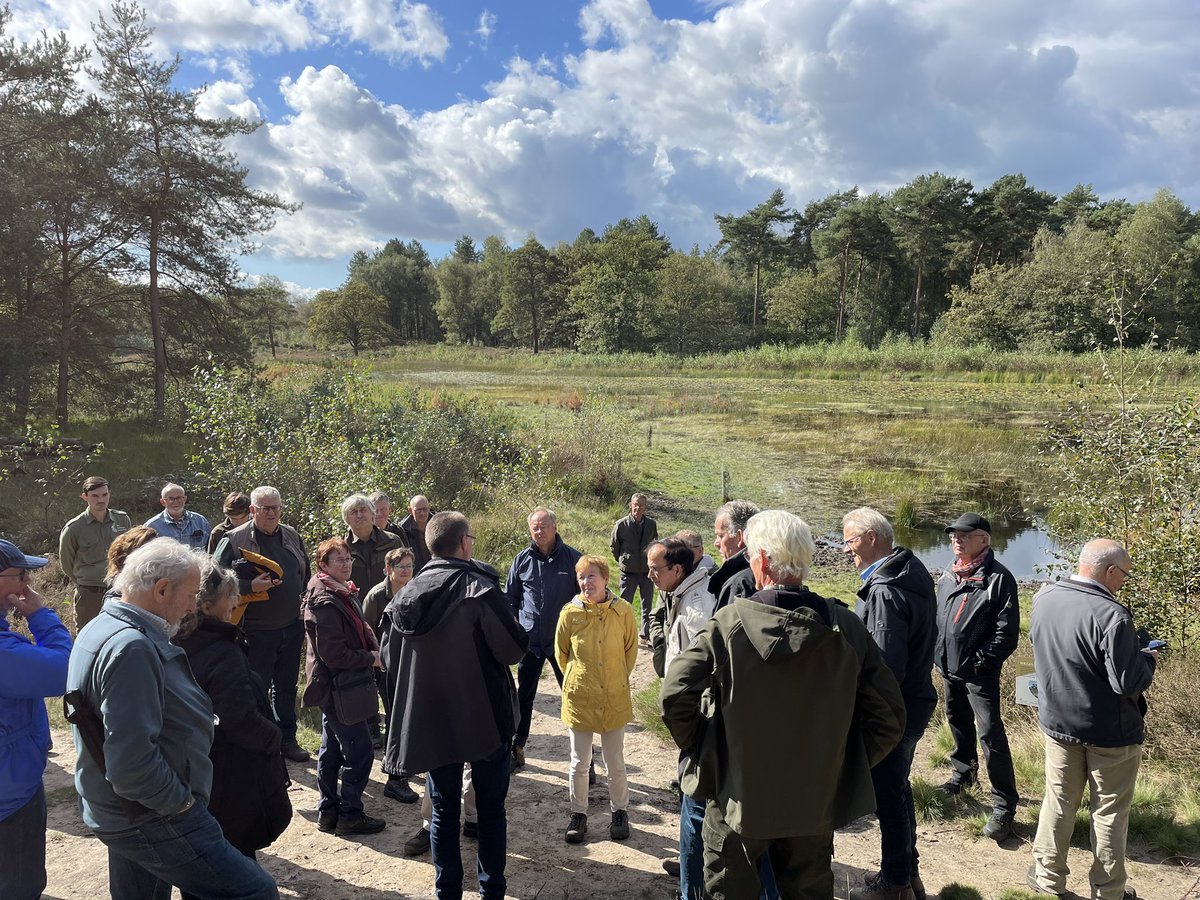 Opening landschapsbeheerseizoen. Workshops #dorpsinitiatieven #leader #miljoenenlijn #vobula #sbb en 4 pitches van de genomineerden voor prijsvraag #limburgmooiergroen.  In de middag #beegderheide op met de vrijwilligers van de werkgroep vrienden van de beegderheide. Pracht dag!