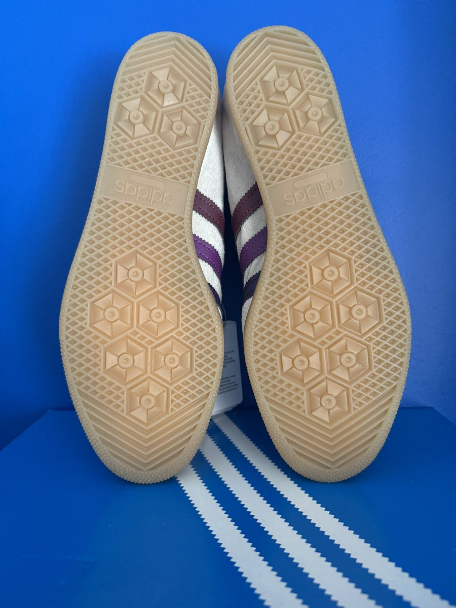 💥💥💥💥FOR SALE💥💥💥💥

adidas Silver (State Series)

Size 8 BNIBWT - £80 TYD

Any shares would be greatly appreciated TIA 🤝🏼