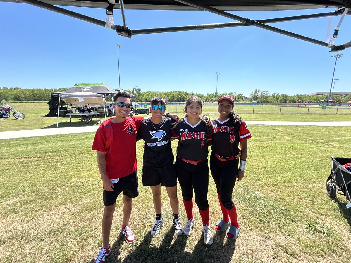 kvasquez2024's tweet image. Came to watch some softball w my teammate and ran into my 16u girls and @Manram2424 himself, praying for a good turnout for these girls. Miss repping magic #magicmade @TxMagicRam @LSCPA_Softball