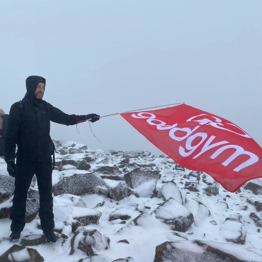 -8°C at the Ben Nevis summit and plenty of wind for flag flying!