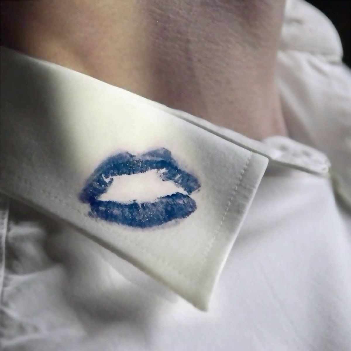 untitledallure's tweet image. bleu