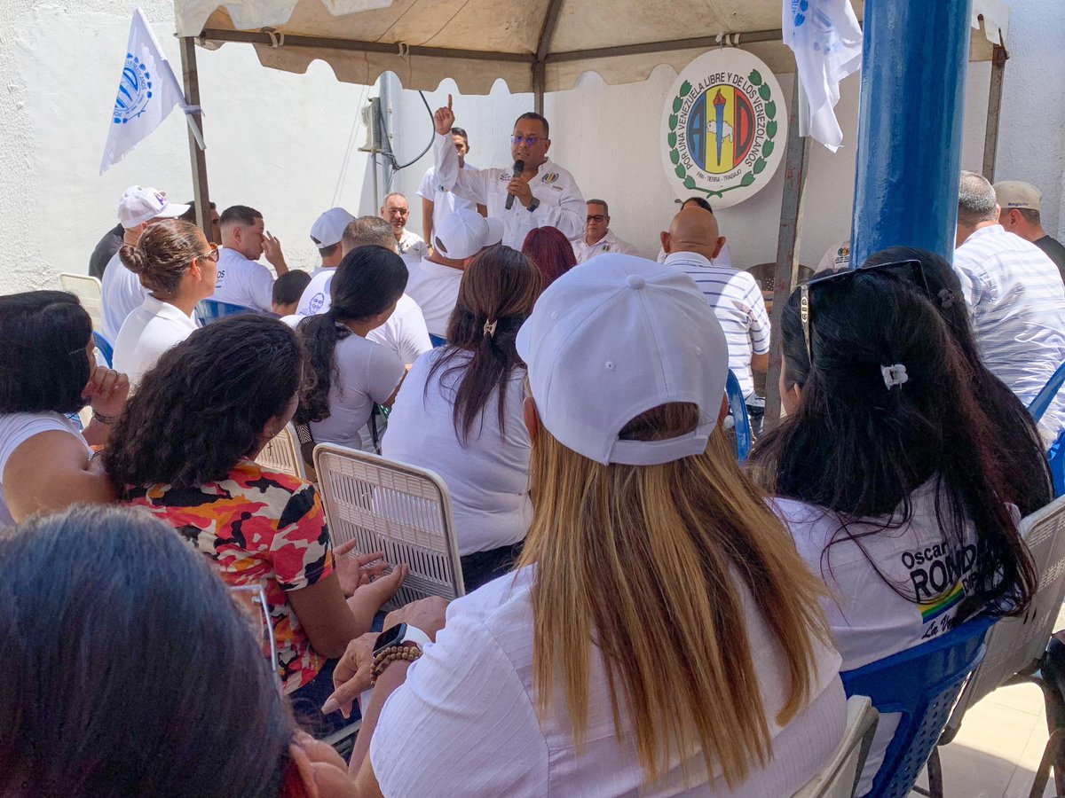 DipRonderos's tweet photo. ¡GRAN MAELECAD! 🏳️

@ADVenezuelaa, los ADecos NO descansamos. 

En #NuevaEsparta y en todos los rincones de este país, el gran Partido del Pueblo está organizándose. Seguimos en la lucha, sin tregua, por una Venezuela libre y de los venezolanos. 

¡We will come back! 🇻🇪 https://t.co/sgauxEIFi4