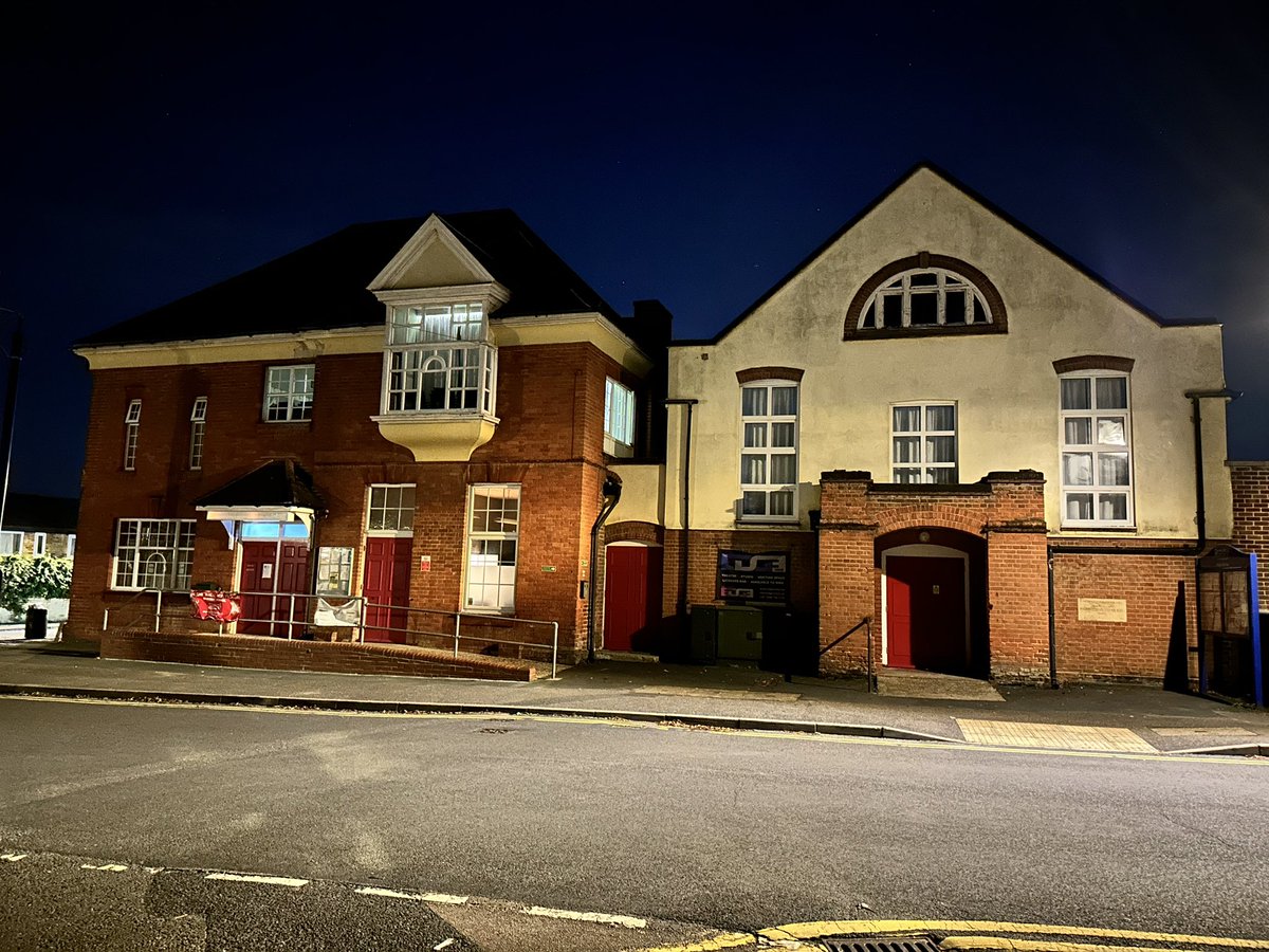 Lozzajb007's tweet photo. Ghost Hunting with West London Paranormal! #paranormal #ghost # spirits https://t.co/JWCoxDsj7T