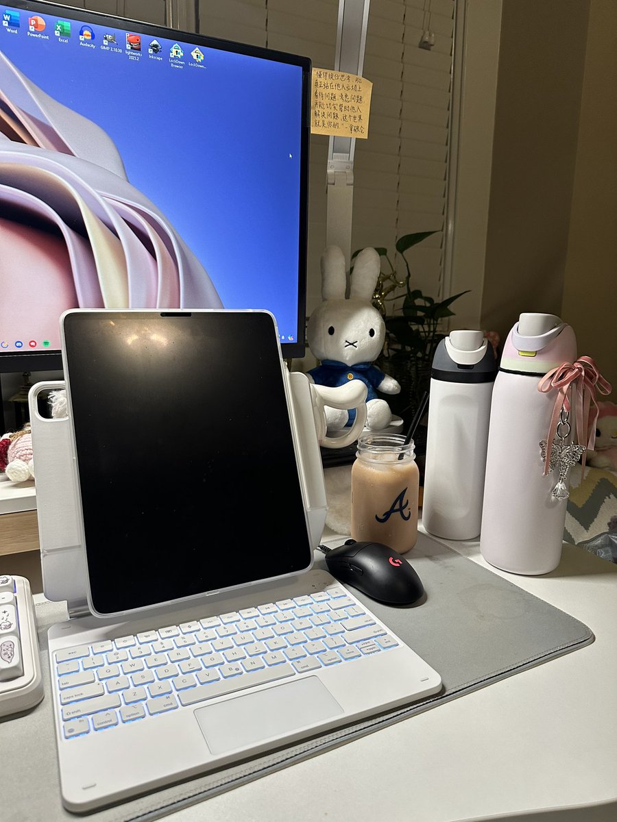 sunny 𝜗𝜚 tweet media