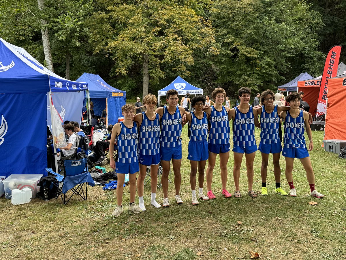 Varsity takes 15th in their race at Bowdoin today and 26th overall. They were led by Junior Jake Gaudette, Sophomore Adam Judson, and the senior pair of Andrew Lawler and Rob DeLaCruz.