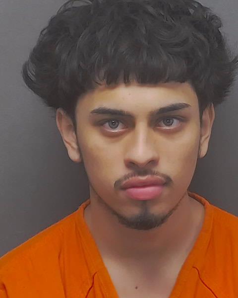 News4SA's tweet photo. IDENTIFIED 🚨 Marcelo Ojeda, alongside Austin Mendoza, allegedly went on a crime spree across the North side Friday, robbing a jewelry store, cars, and a convenience store. https://t.co/mjFIEni8Qs https://t.co/n0ArQIx3GP