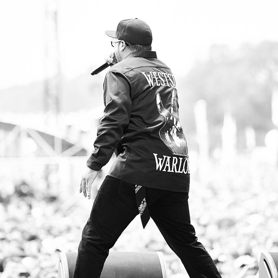 4 decades on the mic