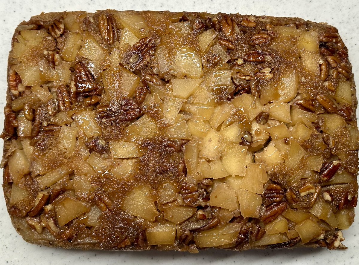 MSawarenessIndy's tweet photo. Upside-Down Apple/Pecan-Spice Cake
#SaturdayBake https://t.co/cTGU1q8DZS