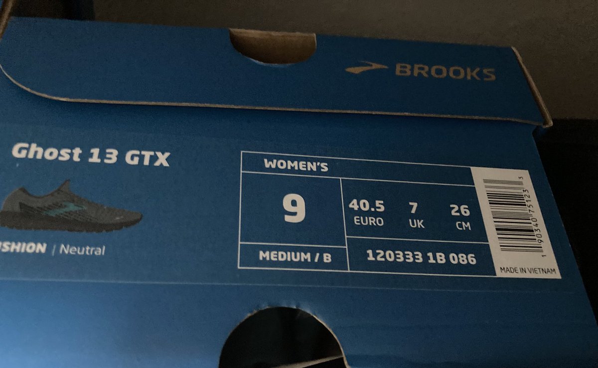 laurarbk's tweet image. As a knee health advocate, I recommend @BrooksCanada shoes to everyone! Their innovative tech makes running accessible for all. Would love to be an ambassador and spread the word #BrooksCanada #KneeHealth this are my options for people with #kneeproblems