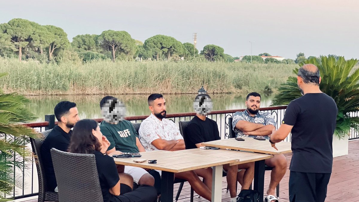 ZCryptoOfficial's tweet photo. هنا انطاليا الجميلة , تركيا 🇹🇷

في حدث مع منصة #Bitget و بمشاركة خيرة الشباب المبدعين يعطيهم العافية 

@Q8Three
@Abrlien
@Misternarcos

جلسة تطوير مهارات جميلة جدا و تجربة لا تنسى مع “ريتريت Bitget - أنطاليا إيديشن 🏖️” 👏

صراحة تركيا ما كنت اتوقع تكون هكذا من أكلها و روعة شواطئها 🔥👌

#BitgetMena #Bitgetmenaevents #Bitgetevents