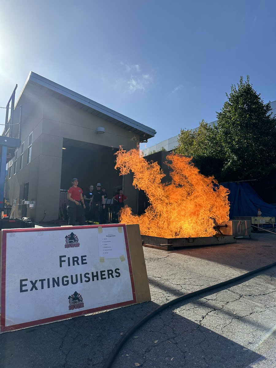 norcalwfs's tweet photo. Day 1 of the First Alarm Girls Fire Camp at Mission College in Santa Clara is off to a great start! https://t.co/xUi1NEBqym