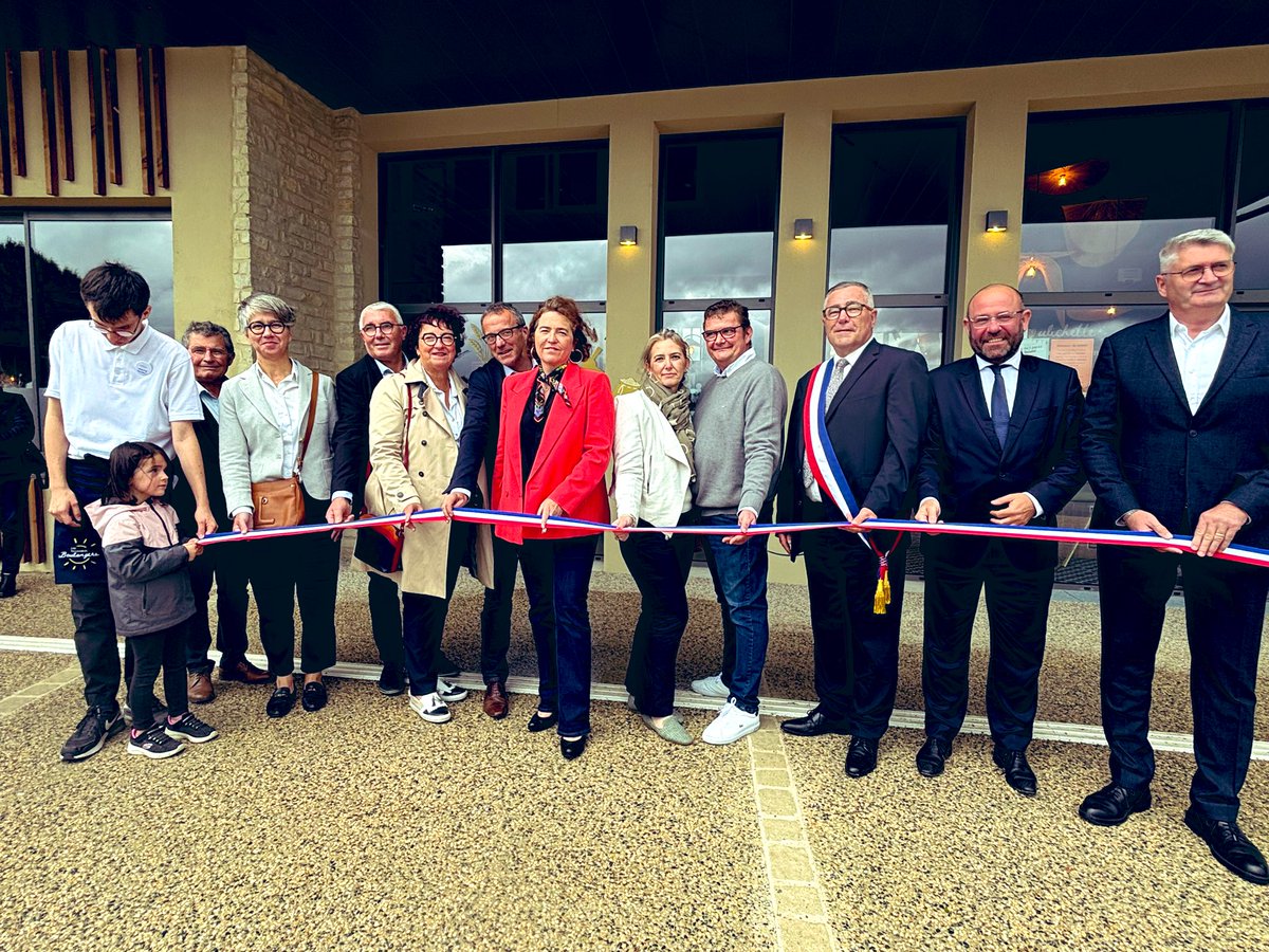 Emmanuel Charre tweet media