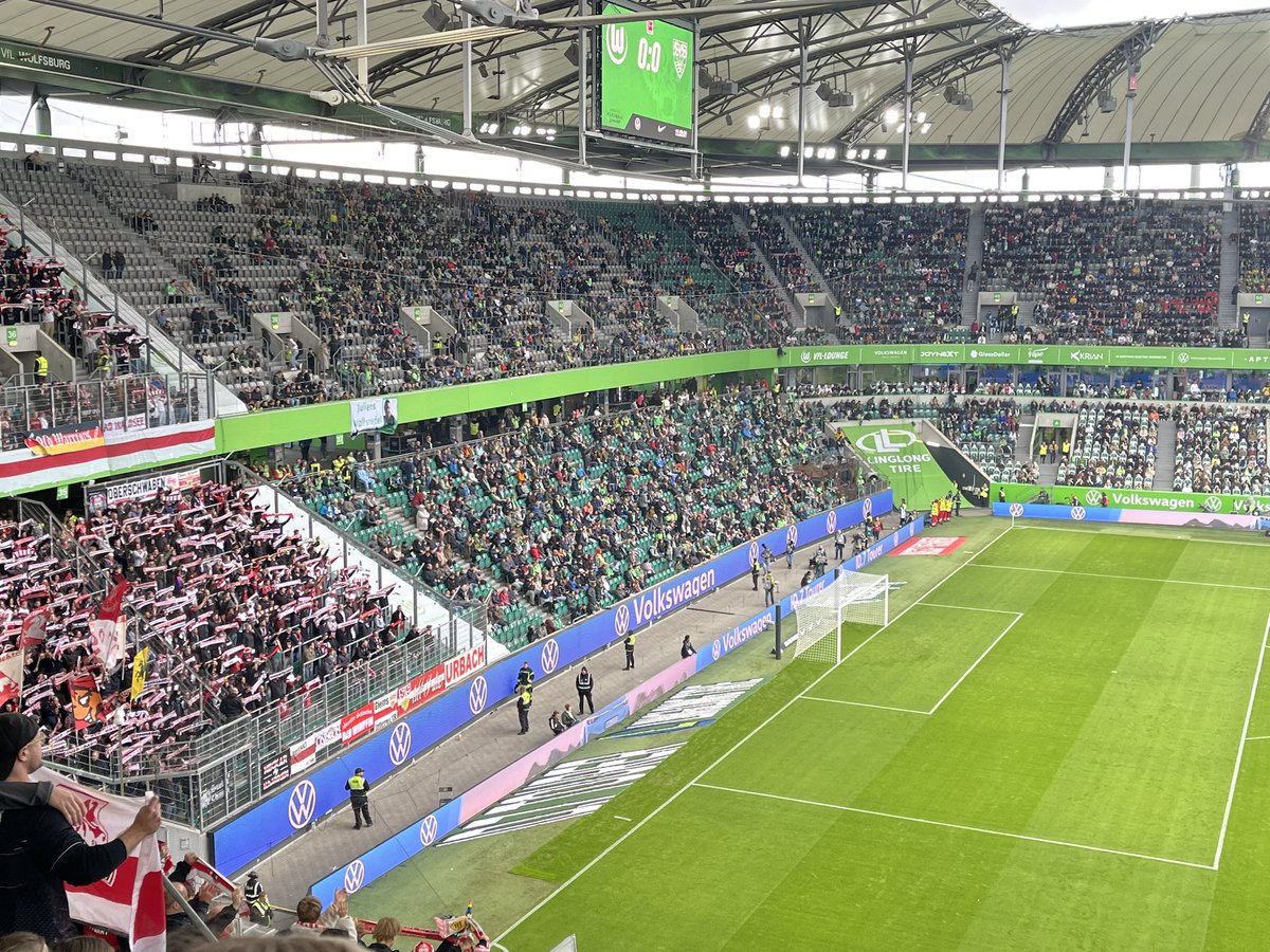 Samstag, 28.09.2024, 15:30 Uhr: #wobvfb   
 
Offizielle Zuschauerzahl: 27.135 in der Volkswagen Arena
Auslastung: 93,6%

Wa(h)re Zuschauer: 14.573
Reale Auslastung: 50,25%