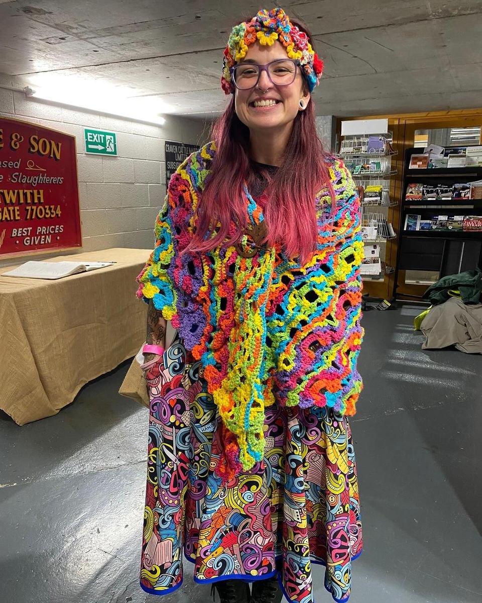 yarndale's tweet image. Such a splendid Saturday today! Thank you for all the smiles! Bring on the Sunday smiles - see you tomorrow if you’re coming to Skipton. If you haven’t got your ticket don&apos;t fret, tickets (£20) will be available on the door from 12pm. #Yarndale2024