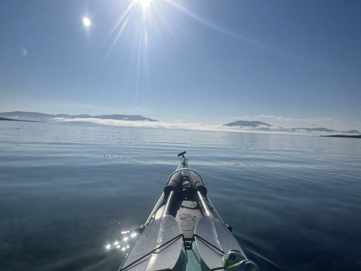 ratherbrunning's tweet image. Amazing few days paddling round the south of Harris. 3 days &amp;amp; 3 nights camping on deserted islands with not a soul but us &amp;amp; sea eagles, otters &amp;amp; the odd dolphin popping up. We’ve had this trip marked on the OS map for almost 15 years! #seakayaking #isleofharris #taransay #ensay