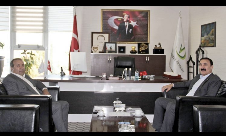 fesihcakir1's tweet photo. Van Ticaret Borsası Başkanı Sayın Naif SÜER başkanımızı makamında ziyarret ettim.Tarım hayvancılık ve ticaret üzerine hoş bir sohbet gerçekleştirdik.misafir perverliklerinden ötürü Naif süer başkanıma teşekkür ederim. https://t.co/Tw7sQm3tHs