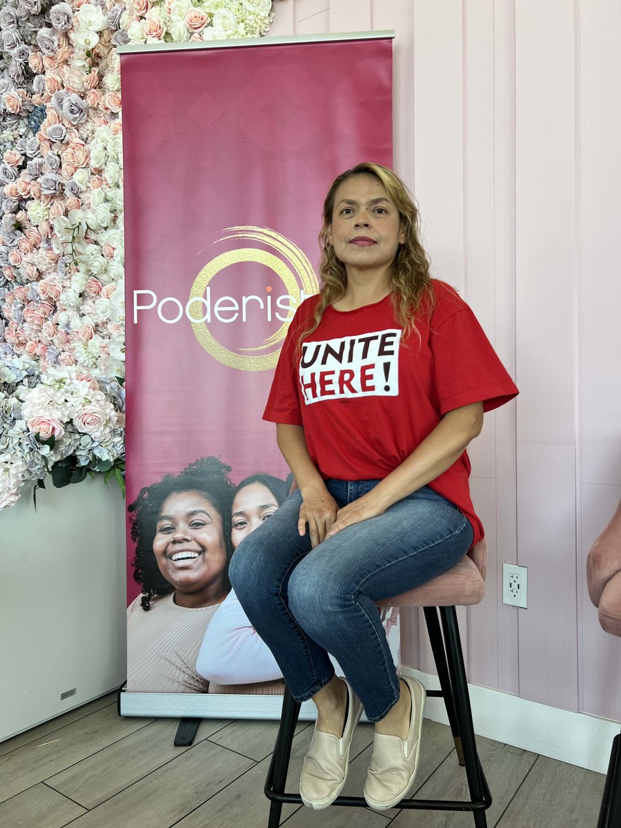 Culinary226's tweet image. &quot;As a working mom, 🙋‍♀️ I vote for representatives who will enact laws that will tackle price gouging on rent, gas, &amp;amp; groceries to ensure a bright future for my daughters.&quot; - Claudia, Culinary Union member #Poderistas @AmericaFerrera