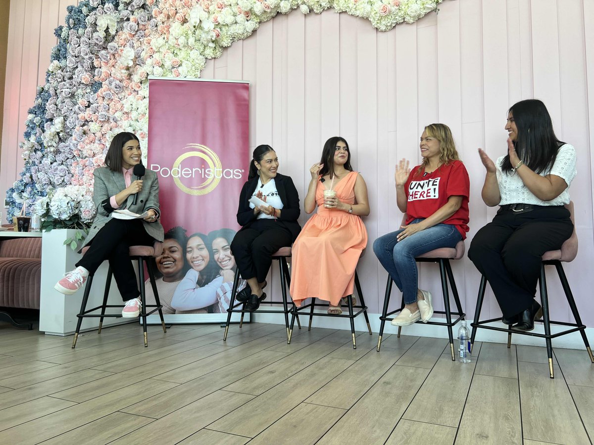 Culinary226's tweet image. Claudia, Culinary Union member: &quot;🏨 As a guest room attendant, I know that hospitality workers are the backbone of Vegas.  It is important for us working class to vote to ensure that our voice is heard.&quot; #Poderistas @AmericaFerrera