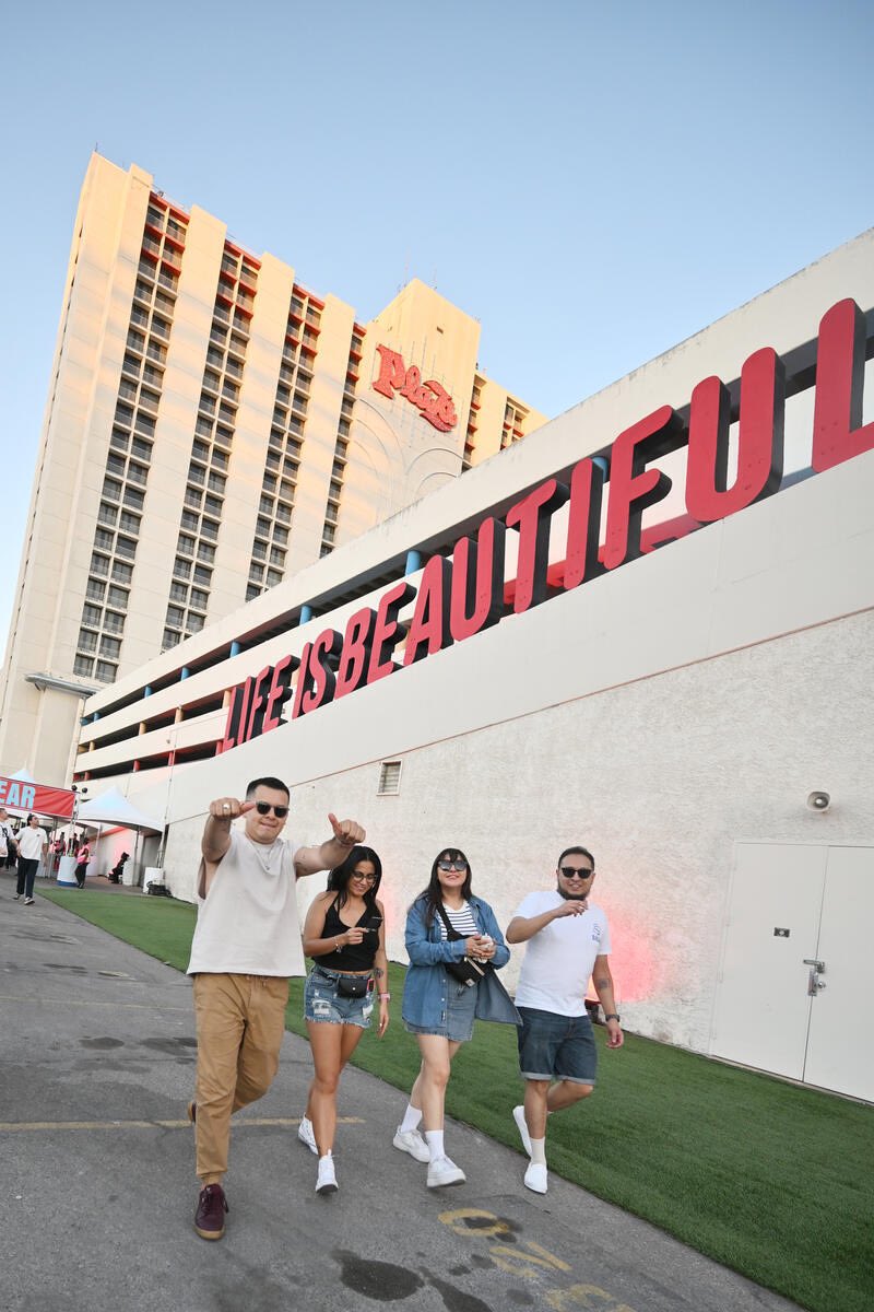 Life is Beautiful tweet media