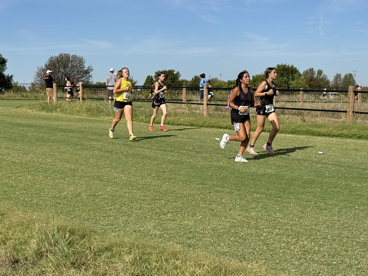 FZE XC Oklahoma Meet pics- girls getting after it