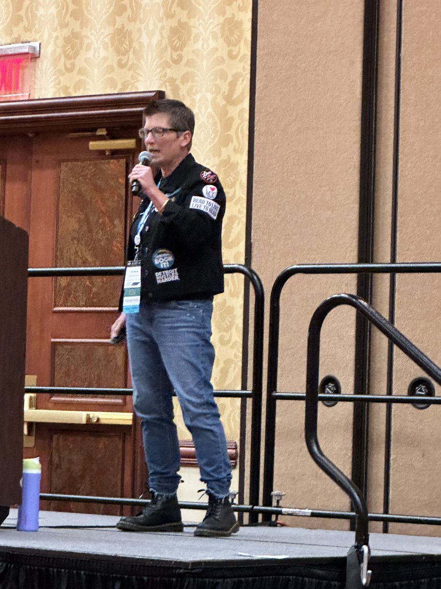 It was a great day to be a school librarian <a href="/TASLTN/">TASL</a> incredibly useful sessions from Amy <a href="/LMS_United/">School Librarians United</a> also today Brian and Misti   From Blackman High school library.