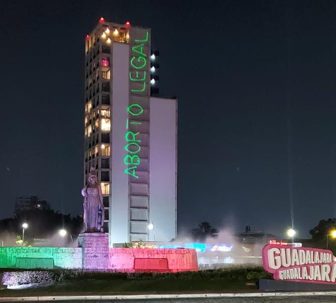 Yolotl3's tweet photo. @legislativoJal les quedan 33 días para garantizar los derechos reproductivos de las mujeres de #Jalisco #28s #FueraAbortodelCodigoPenal @HORTENSIANORONA
@DrJuanLuisAG
@GabyCardenas
@higiniodeltoro
@MarcePadilladeA
@fanypadillam
@LaloRonR
@YussaraCG
@MariaPadillaRom
@angigomezpon https://t.co/MceHAHUH2j