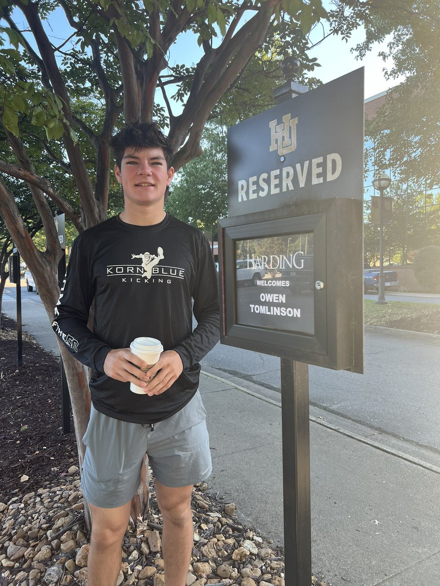 I had a great visit at Harding University, Thank you to the coaches for taking the time to talk with me. 

<a href="/CoachPost70/">Frank Post</a> <a href="/DylanClarkPCHS/">Dylan Clark</a> <a href="/KornblueKicking/">Brandon Kornblue</a>