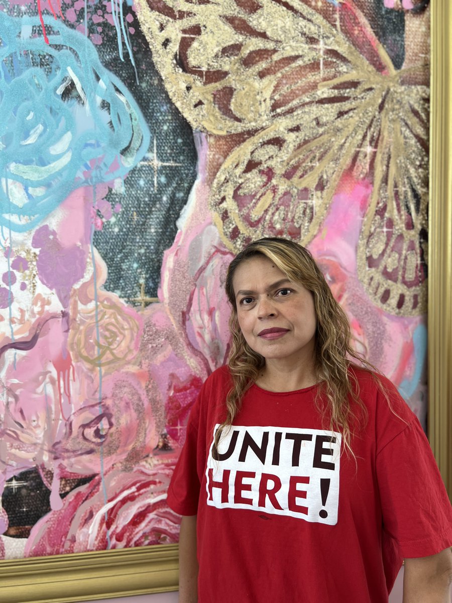 Culinary226's tweet image. Claudia, Culinary Union member: &quot;The Culinary Union is the largest organization of immigrants and Latino workers in NV, so it is up to us to elect politicians who will protect both immigrant &amp;amp; workers&apos; rights.&quot; 💪 #Poderistas @AmericaFerrera