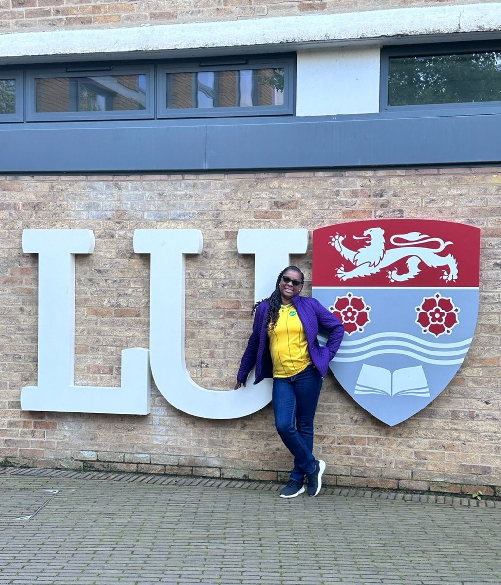 jamaanga17's tweet photo. Autumn Academy complete @LancasterUni. A great time was had. #Drinthemaking https://t.co/kLSEHoOhg1
