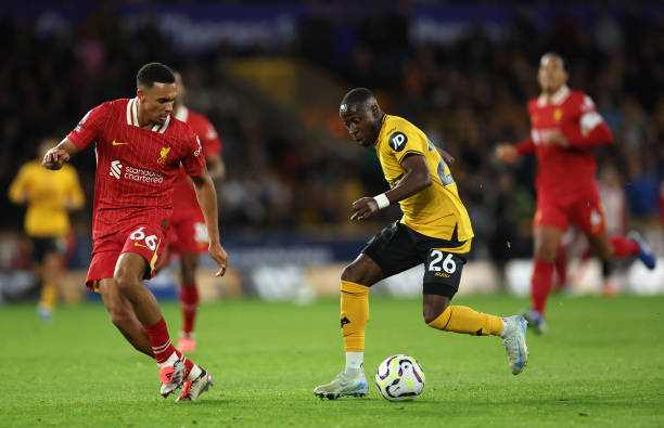 Carlos Forbs tegen Liverpool:
38 minuten gespeeld
1 (2)succesvolle dribbel 
0 (2) succesvolle voorzetten
1 (3) duel gewonnen
6.5 beoordeling
0/10 basisplaatsen voor verplichte koopoptie 

Forbs verloor met 2-1 van Liverpool en staat met Wolves op de laatste plaats.

#ajax