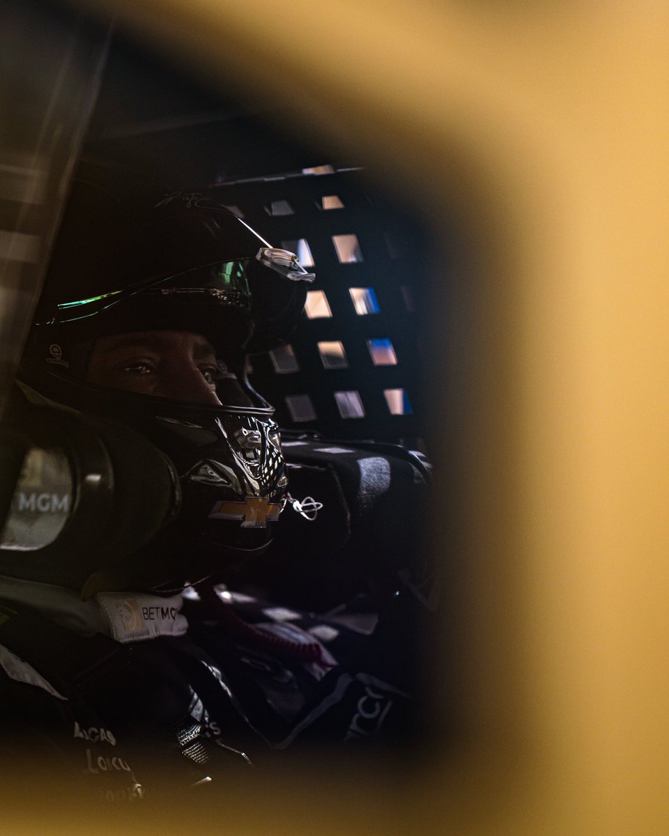 Let’s goo!! Starting 3rd! Made some swings after practice and laid down a couple heaters. Gonna try to spoil the playoff party tomorrow.👊🏻

<a href="/RCRracing/">RCR</a> x <a href="/BetMGM/">BetMGM 🦁</a> x <a href="/TeamChevy/">Chevrolet Motorsports</a>