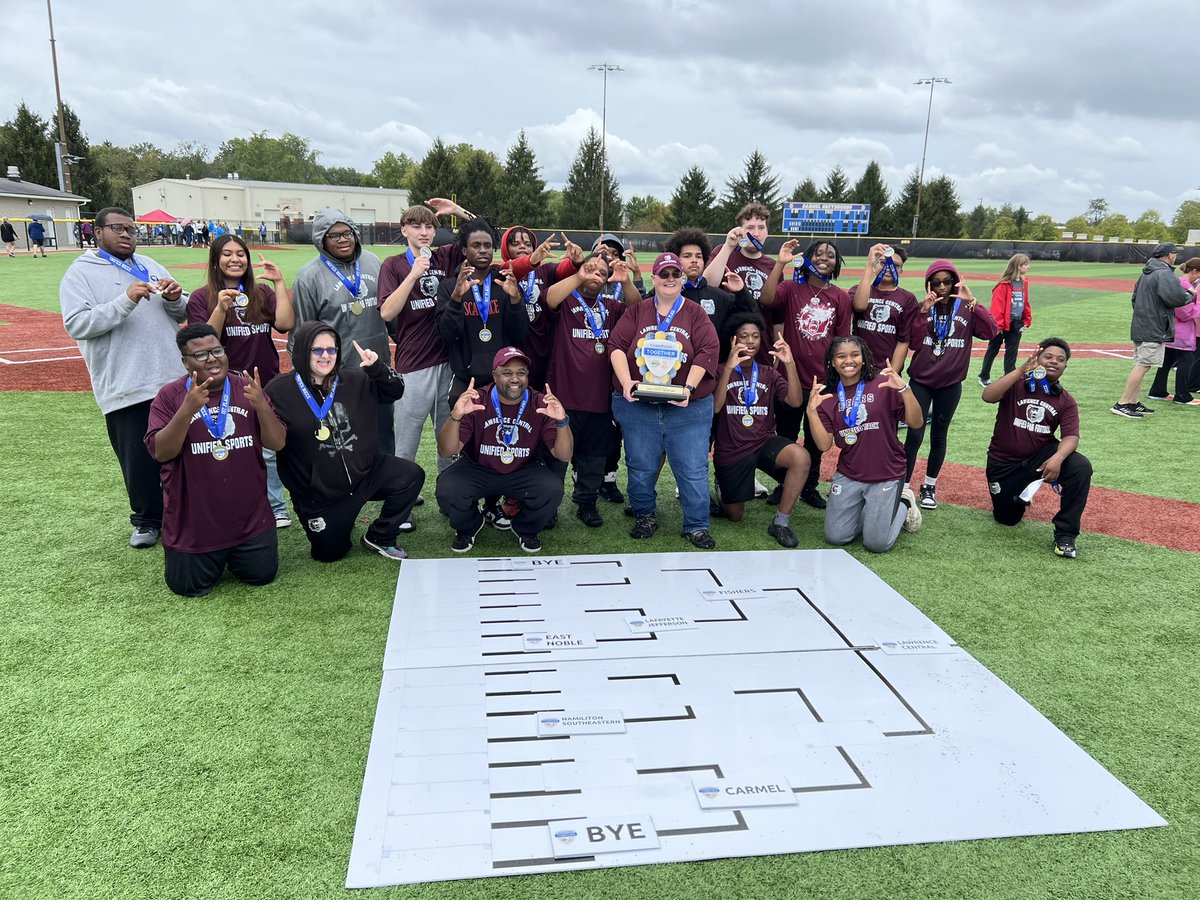 Congratulations to the Lawrence Central Bears, Unified Bocce State Champions! <a href="/IHSAA1/">IHSAA</a> @ISAA1SAC <a href="/SOIndiana/">Special Olympics Indiana</a>