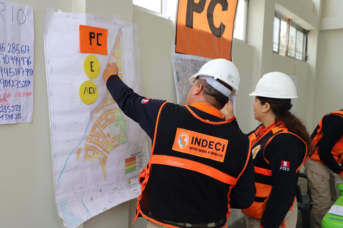 indeciperu's tweet photo. 📢 El 4to equipo del curso #GIRED del #INDECI realizó prácticas en campo en los distritos de Los Olivos, Rímac, Chorrillos, Punta Hermosa y Chaclacayo. Estos ejercicios fortalecen su capacidad de respuesta ante #emergencias.
 🚨💪 https://t.co/uU3hSMbo5d