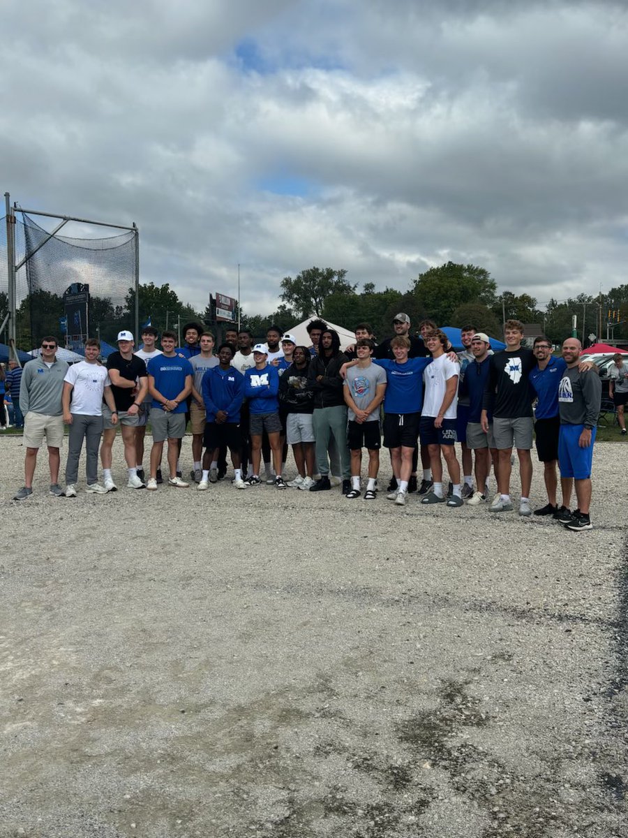 A great day spent with our players &amp; their families!Ⓜ️ #PILLARS #Family