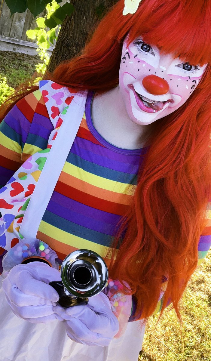 bouncyclown's tweet photo. Bye https://t.co/NnedaXM8nL
