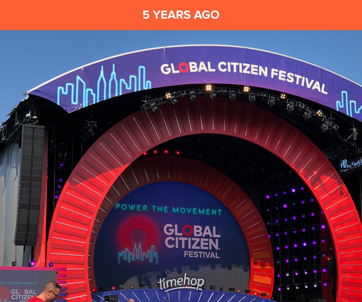 teachergirl00's tweet photo. @ilabachrn @lisakadlec What a day, and what an incredible event to attend!! #GlobalCitizenFestival #HughJackman #crewadventures 😉 https://t.co/1wxIOuYr1I
