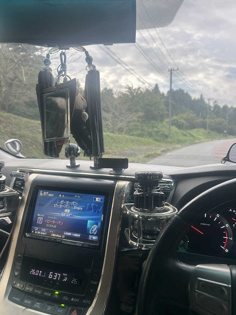 218kin_29's tweet photo. 1:30に家帰ったのにもう野球のために動き始めてる🤣大事なのは野球より対バンだよぉ😱 https://t.co/bNW8dB7VtG