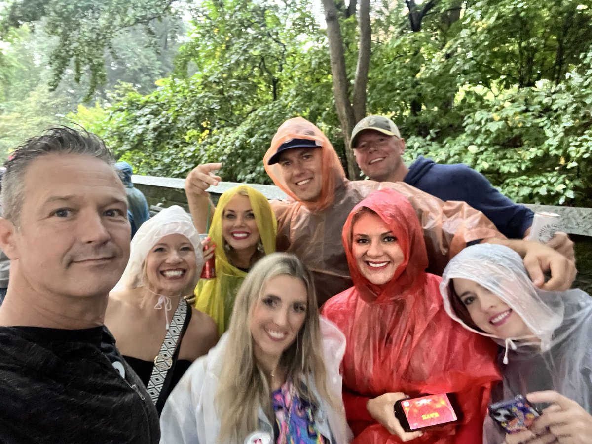 Wade Leslie tweet media